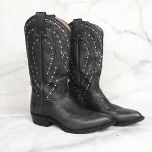 Frye Billy stud pull on cowboy boots